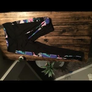 PINK Ultimate Tropical Legging